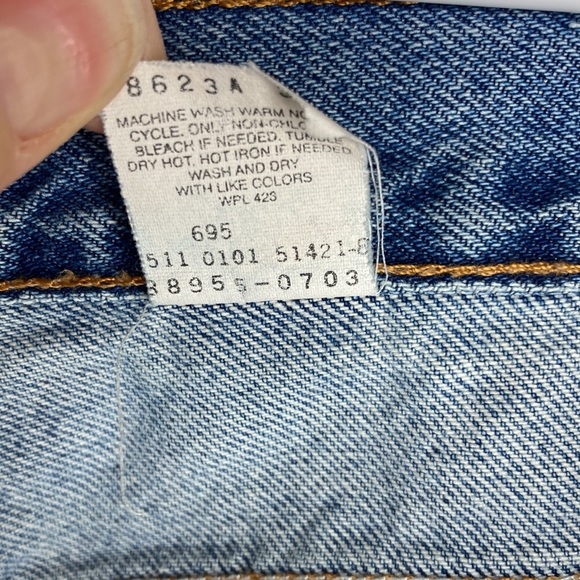 Vintage 555 Levi’s Shorts - Picture 8 of 8